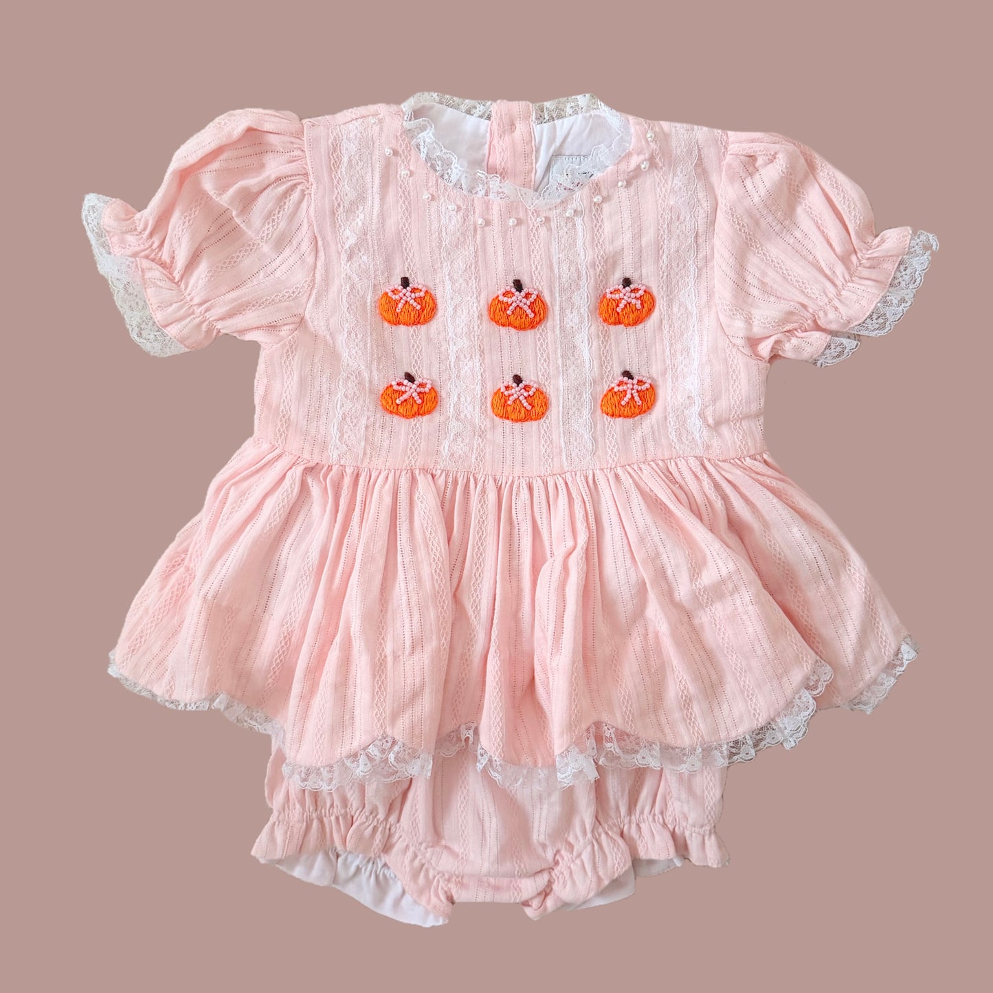 Vintage Pink Linen Pumpkin Pearl Bows Diaper Set