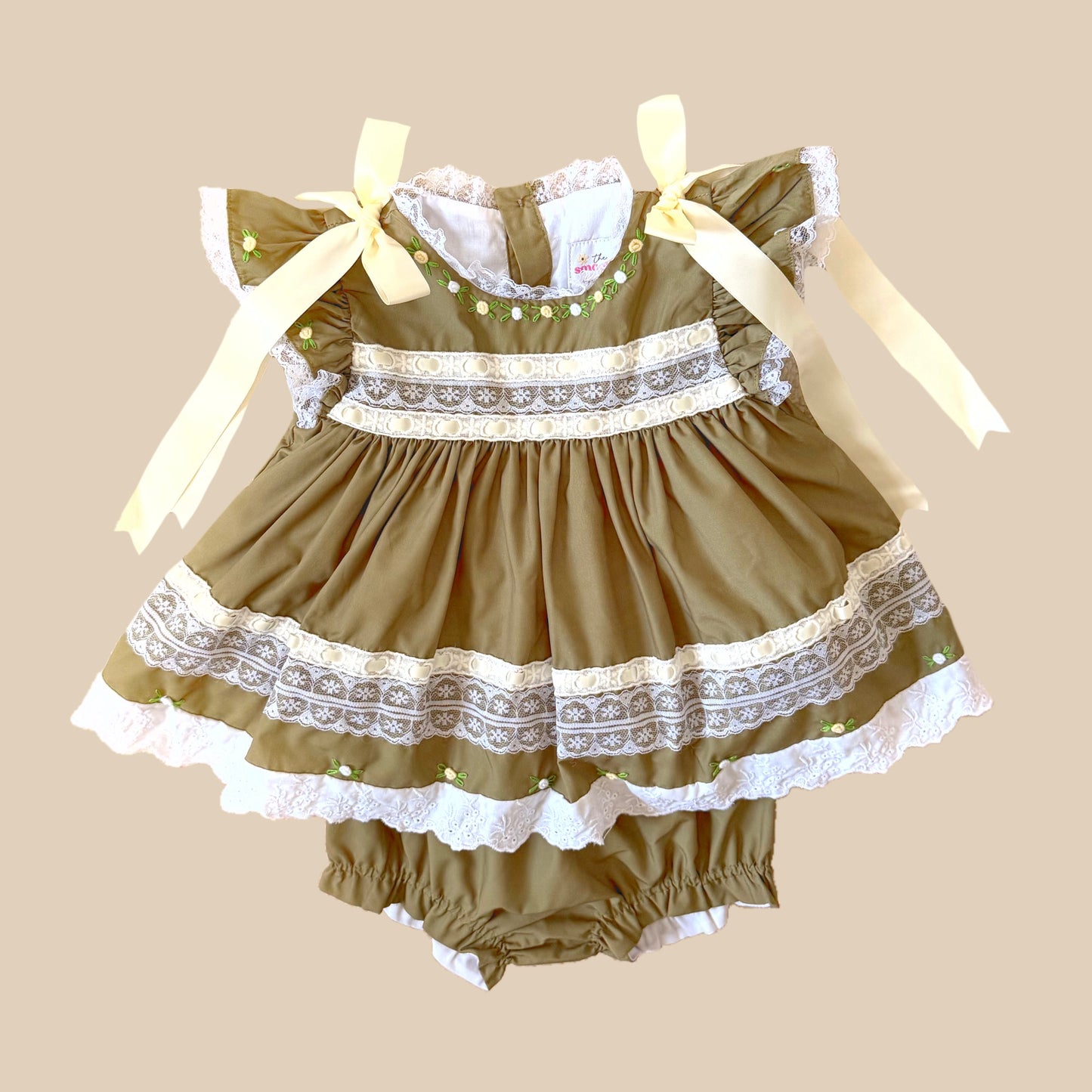Heirloom Green & Ivory Fall Diaper Set