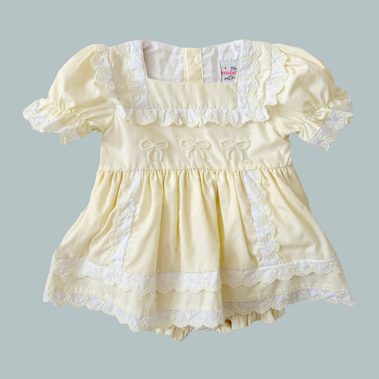 Butter & Lace Bow Skirted Bubble