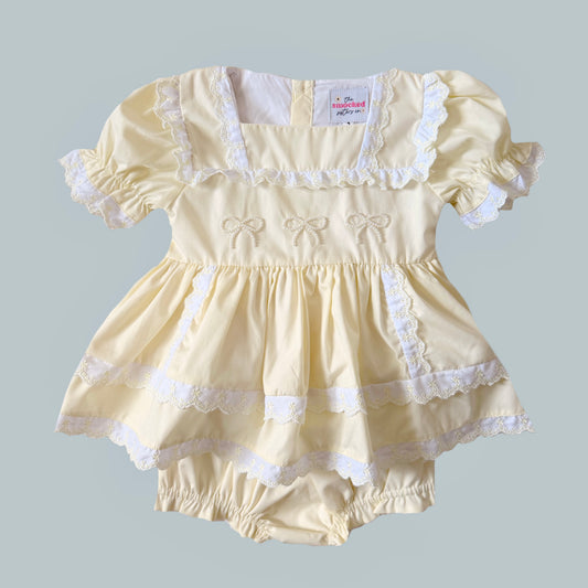Butter & Lace Bow Diaper Set