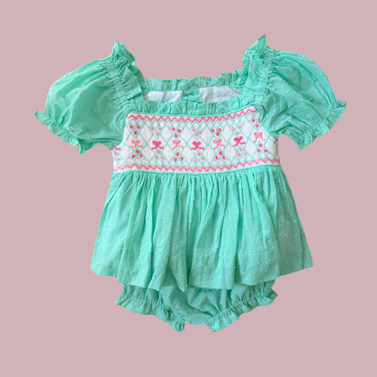 Mint Swiss Dot Bows Diaper Set